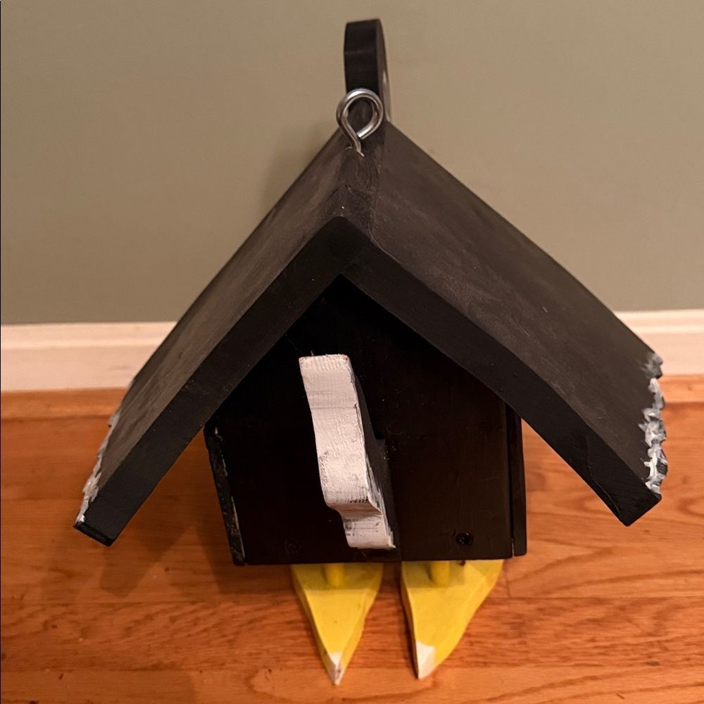 Outdoor Bird House! - Picture 5 of 9